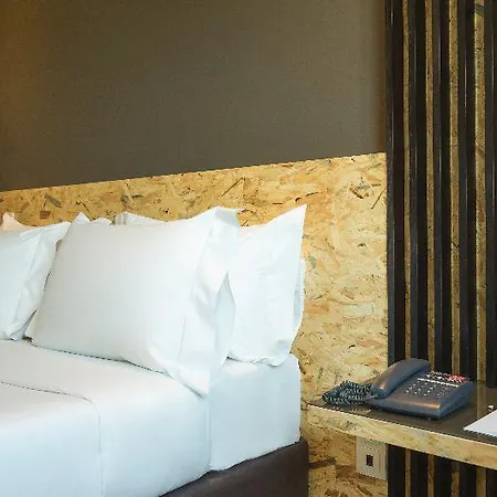 Hotel Hf Tuela Ala Sul 3*